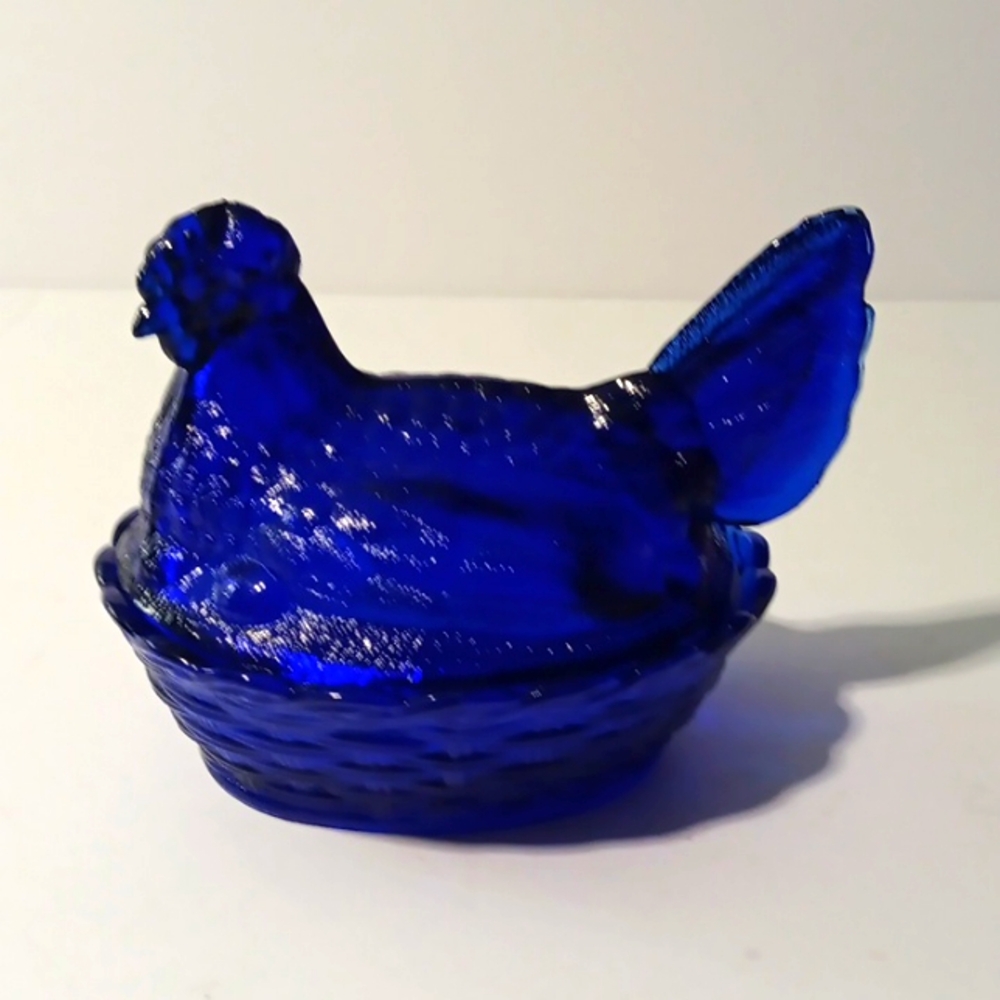 Cobalt Blue Hen on Nest Large Size 6 Inch Long LG Wright?